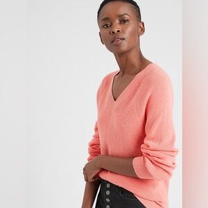 Banana Republic Pink V-Neck Sweater Chunky Knit